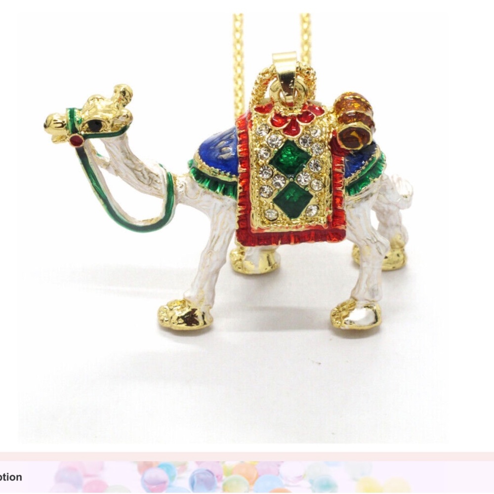 💥FREE w purchase💥 Sparkling Camel Pendant (So Cute!)